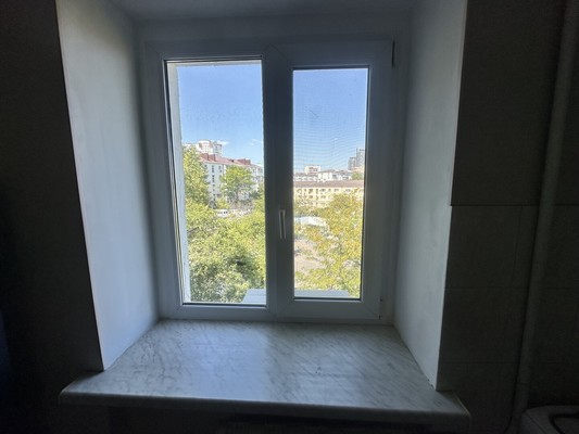 Продам двухкомнатную (2-комн.) квартиру, Ленина пр-кт, 24, Новороссийск г