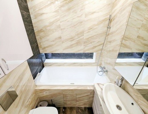 Продам многокомнатную квартиру, Объездная ул, 59а, Ханты-Мансийск г