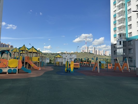 Продам однокомнатную (1-комн.) квартиру, Лесников ул, 49, Красноярск г