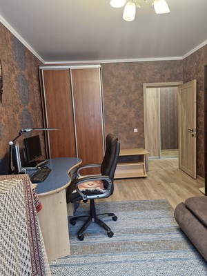 Продам двухкомнатную (2-комн.) квартиру, Парусная ул, 10к1, Краснодар г