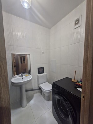 Продам двухкомнатную (2-комн.) квартиру, Парусная ул, 10к1, Краснодар г