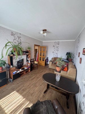 Продам двухкомнатную (2-комн.) квартиру, Дружбы ул, 62, Симферополь г