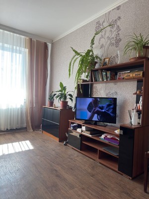 Продам двухкомнатную (2-комн.) квартиру, Дружбы ул, 62, Симферополь г
