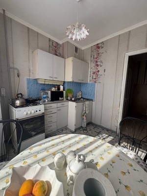 Продам двухкомнатную (2-комн.) квартиру, Дружбы ул, 62, Симферополь г