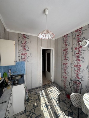 Продам двухкомнатную (2-комн.) квартиру, Дружбы ул, 62, Симферополь г