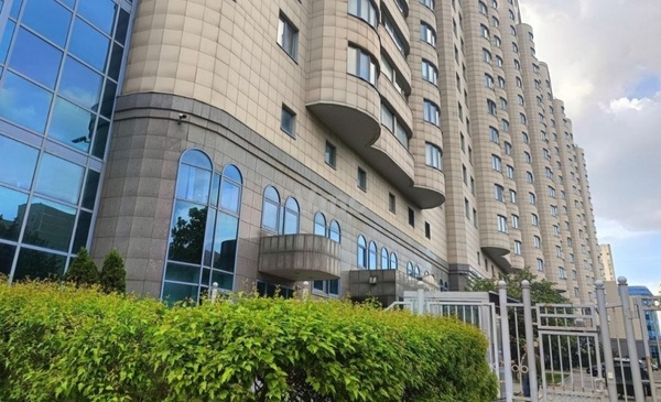 Продам многокомнатную квартиру, Новочерёмушкинская ул, 71/32, Москва г