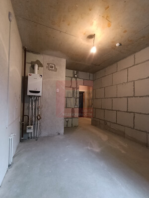 Продам однокомнатную (1-комн.) квартиру, Космонавта Леонова ул, 47, Калининград г