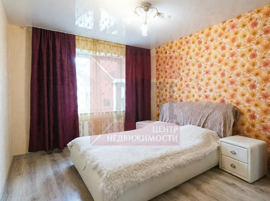 Продам двухкомнатную (2-комн.) квартиру, Генерала Раевского ул, 27, Калининград г