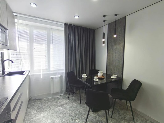 Продам двухкомнатную (2-комн.) квартиру, Нахимовский пр-кт, 27к2, Москва г