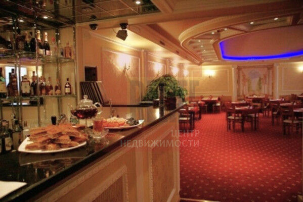 Продам коммерческое помещение 509 м2, Московский пр-кт, 95, Калининград г