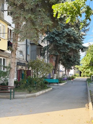 Продам двухкомнатную (2-комн.) квартиру, Угнич ул, 11, Баксан г