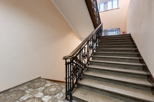 Продам офисное помещение 1 695 м2, Кривоколенный пер, 5, Москва г
