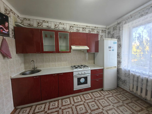 Продам многокомнатную квартиру, Западный пер, 9, Волгодонск г