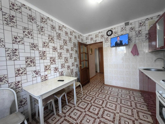 Продам многокомнатную квартиру, Западный пер, 9, Волгодонск г