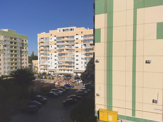 Продам трехкомнатную (3-комн.) квартиру, И.Г.Лексина ул, 54а, Симферополь г