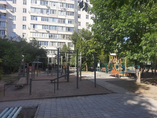 Продам трехкомнатную (3-комн.) квартиру, И.Г.Лексина ул, 54а, Симферополь г