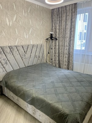 Продам двухкомнатную (2-комн.) квартиру, Самаровская ул, 6к1, Ханты-Мансийск г