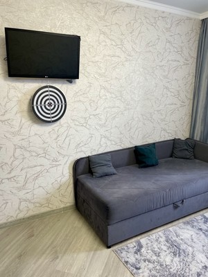 Продам двухкомнатную (2-комн.) квартиру, Самаровская ул, 6к1, Ханты-Мансийск г