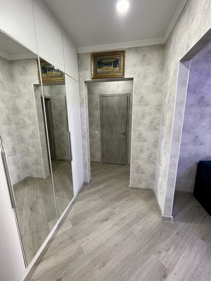 Продам двухкомнатную (2-комн.) квартиру, Самаровская ул, 6к1, Ханты-Мансийск г