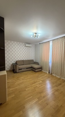 Продам двухкомнатную (2-комн.) квартиру, Агрохимическая ул, 64, Краснодар г