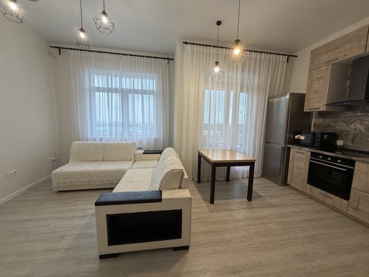 Продам двухкомнатную (2-комн.) квартиру, Строителей ул, 111, Ханты-Мансийск г