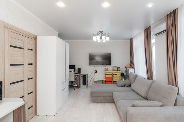Продам однокомнатную (1-комн.) квартиру, Чехова ул, 27, Ханты-Мансийск г