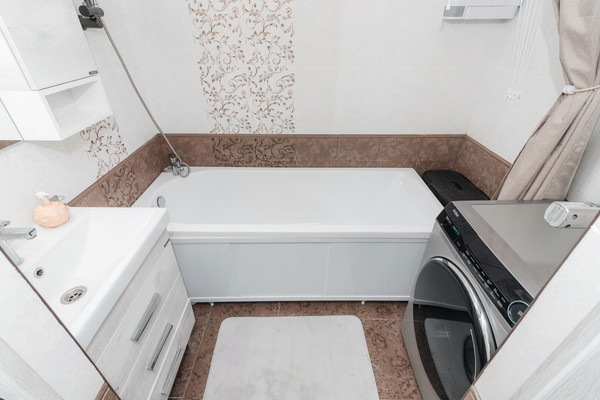 Продам однокомнатную (1-комн.) квартиру, Чехова ул, 27, Ханты-Мансийск г