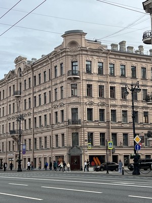 Продам трехкомнатную (3-комн.) квартиру, Невский пр-кт, 45/2А, Санкт-Петербург г