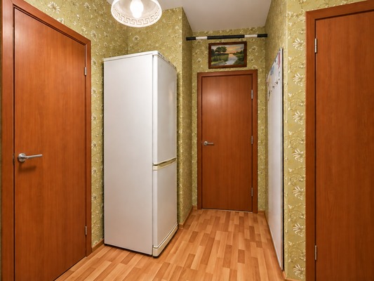 Продам двухкомнатную (2-комн.) квартиру, Беломорская ул, 13к1, Москва г