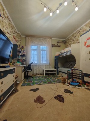 Продам трехкомнатную (3-комн.) квартиру, Дунина-Горкавича ул, 10, Ханты-Мансийск г