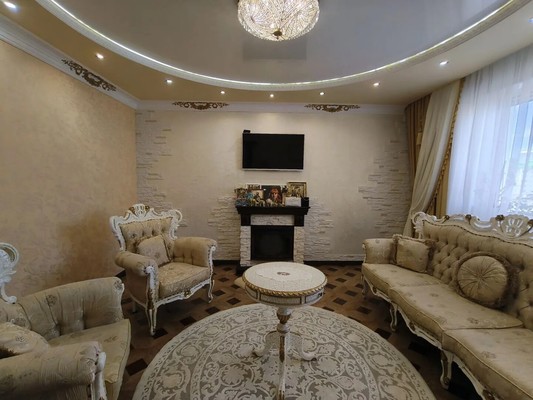 Продам двухкомнатную (2-комн.) квартиру, Сирина ул, 68Б, Ханты-Мансийск г