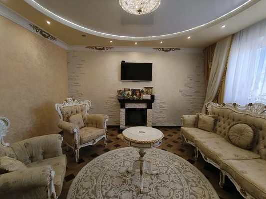 Продам двухкомнатную (2-комн.) квартиру, Сирина ул, 68Б, Ханты-Мансийск г