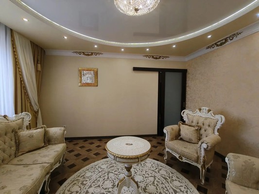 Продам двухкомнатную (2-комн.) квартиру, Сирина ул, 68Б, Ханты-Мансийск г
