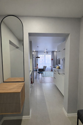 Сдам трехкомнатную (3-комн.) квартиру, 100 кв-л, 1к3, Москва г