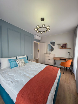 Сдам трехкомнатную (3-комн.) квартиру, 100 кв-л, 1к3, Москва г