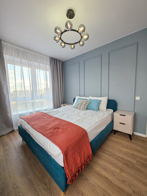 Сдам трехкомнатную (3-комн.) квартиру, 100 кв-л, 1к3, Москва г