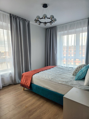 Сдам трехкомнатную (3-комн.) квартиру, 100 кв-л, 1к3, Москва г