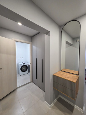 Сдам трехкомнатную (3-комн.) квартиру, 100 кв-л, 1к3, Москва г