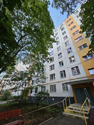 Сдам трехкомнатную (3-комн.) квартиру, Косинская ул, 4к2, Москва г