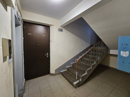 Сдам трехкомнатную (3-комн.) квартиру, Косинская ул, 4к2, Москва г
