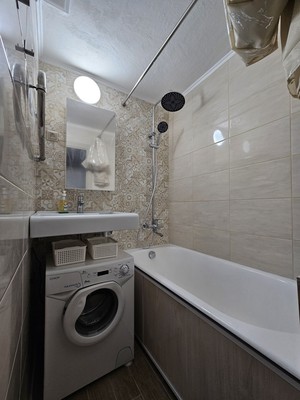 Сдам трехкомнатную (3-комн.) квартиру, Косинская ул, 4к2, Москва г