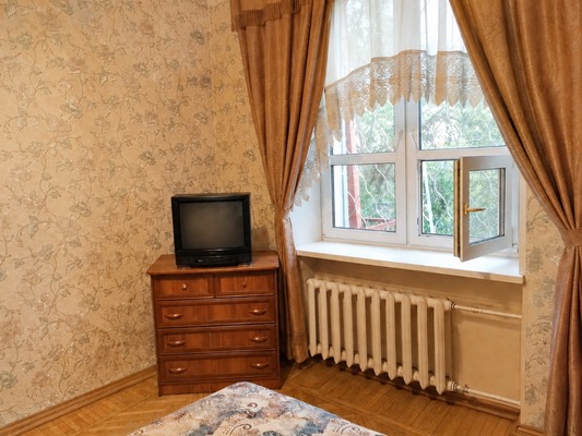 Продам двухкомнатную (2-комн.) квартиру, Люсиновская ул, 53, Москва г