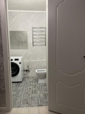 Продам двухкомнатную (2-комн.) квартиру, Норильская ул, 3е, Красноярск г
