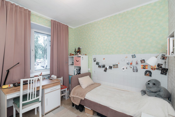 Продам двухкомнатную (2-комн.) квартиру, Карла Маркса ул, 6, Ханты-Мансийск г