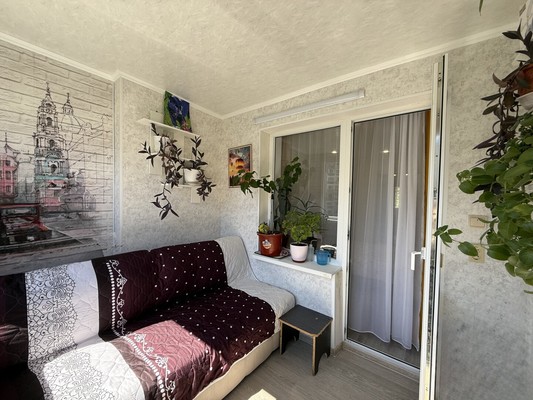 Продам трехкомнатную (3-комн.) квартиру, Калараша ул, 18, Туапсе г