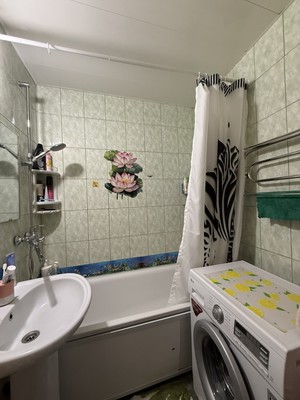 Продам трехкомнатную (3-комн.) квартиру, Калараша ул, 18, Туапсе г