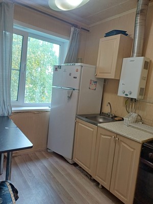 Продам двухкомнатную (2-комн.) квартиру, Коммунальная ул, 75, Сыктывкар г