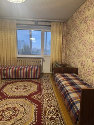 Продам трехкомнатную (3-комн.) квартиру, Льва Шатрова ул, 33, Пермь г