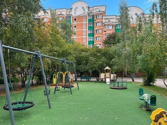 Продам трехкомнатную (3-комн.) квартиру, Изюмская ул, 46, Москва г