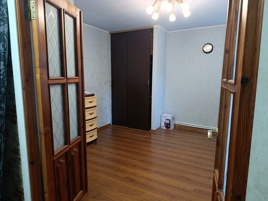 Продам трехкомнатную (3-комн.) квартиру, 12-й мкр, 6, Анапа г